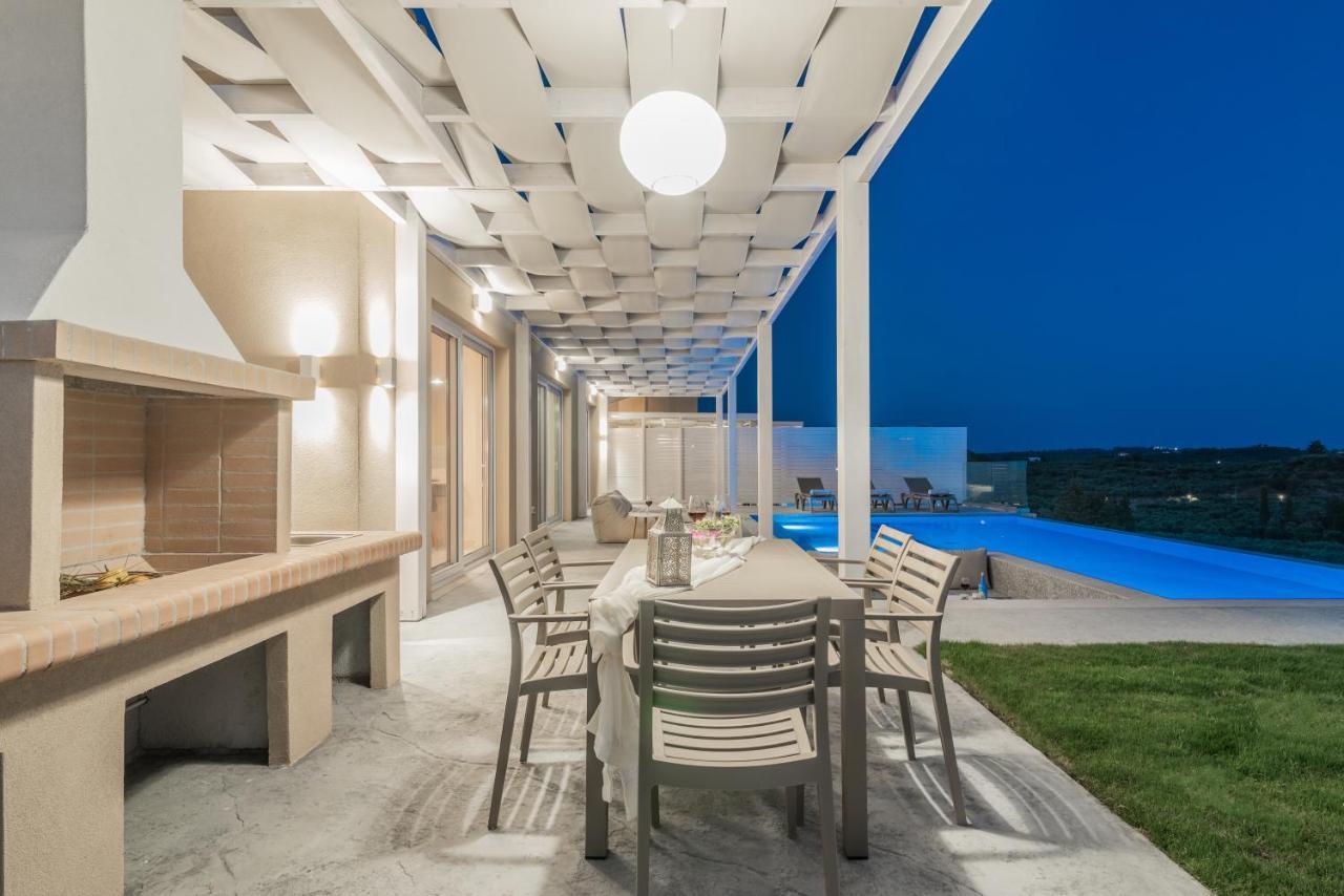 Spartakos Luxury Villa 2 Koukounaria Екстер'єр фото